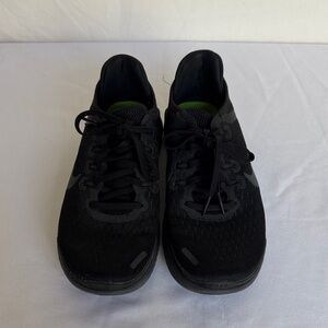 Nike Men's Black Athletic Shoes